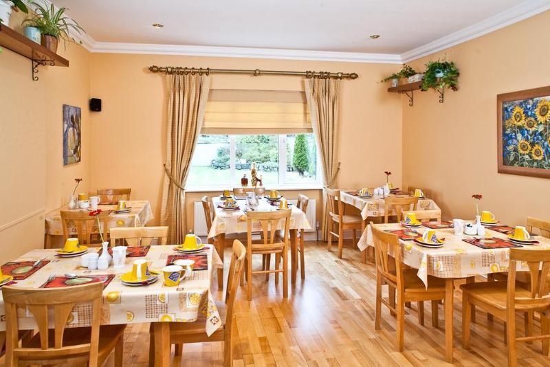 Amber Heights Bed and Breakfast Galway Exteriör bild