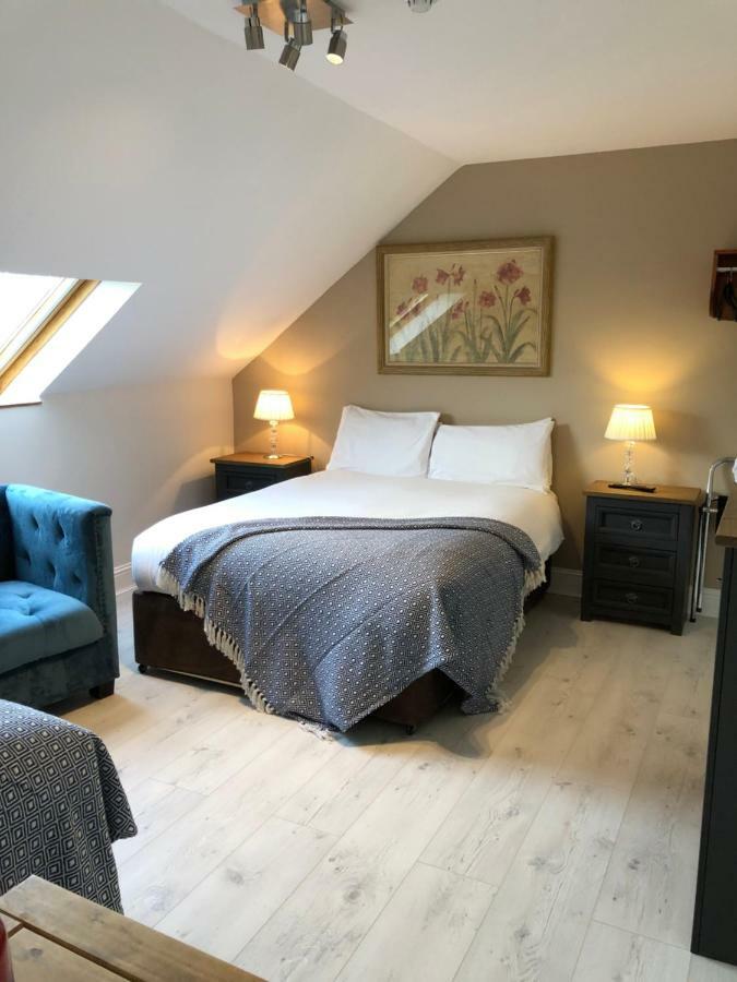 Amber Heights Bed and Breakfast Galway Exteriör bild